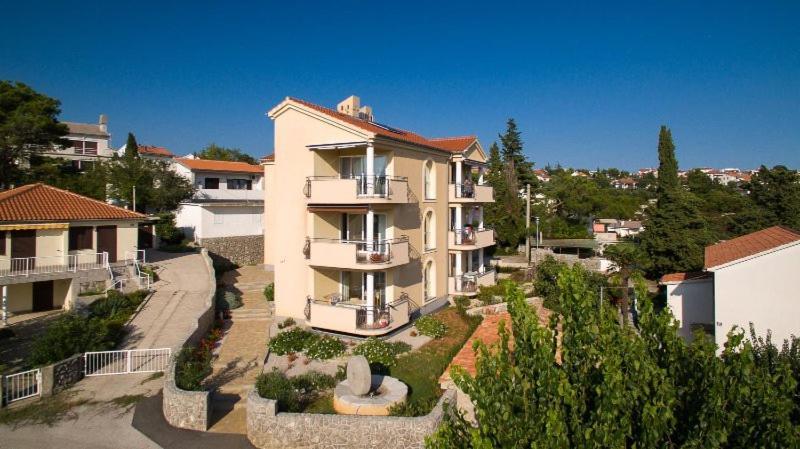 Marija F2 Apartment Крк Экстерьер фото
