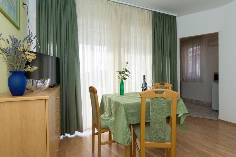 Marija F2 Apartment Крк Экстерьер фото